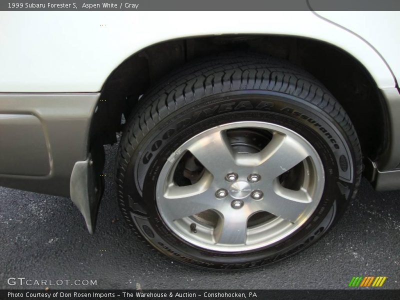 Aspen White / Gray 1999 Subaru Forester S