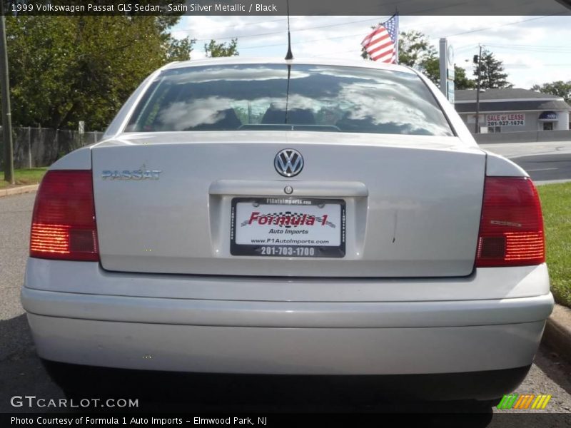 Satin Silver Metallic / Black 1999 Volkswagen Passat GLS Sedan