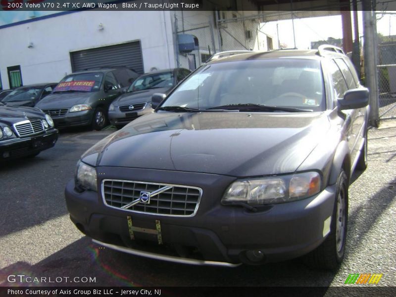 Black / Taupe/Light Taupe 2002 Volvo V70 2.4T XC AWD Wagon