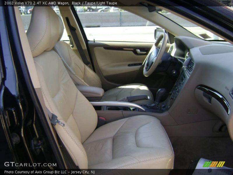Black / Taupe/Light Taupe 2002 Volvo V70 2.4T XC AWD Wagon