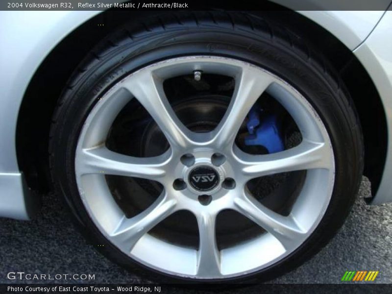Reflex Silver Metallic / Anthracite/Black 2004 Volkswagen R32