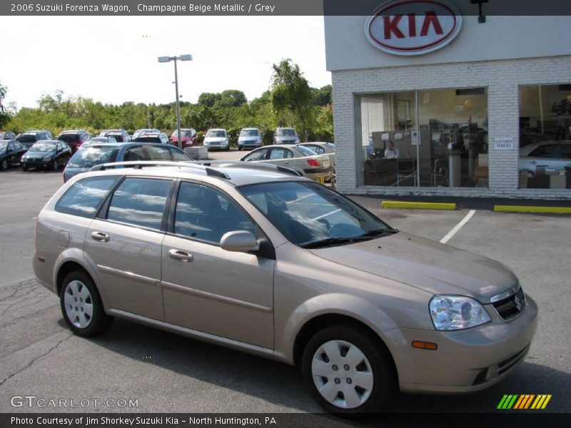 Champagne Beige Metallic / Grey 2006 Suzuki Forenza Wagon