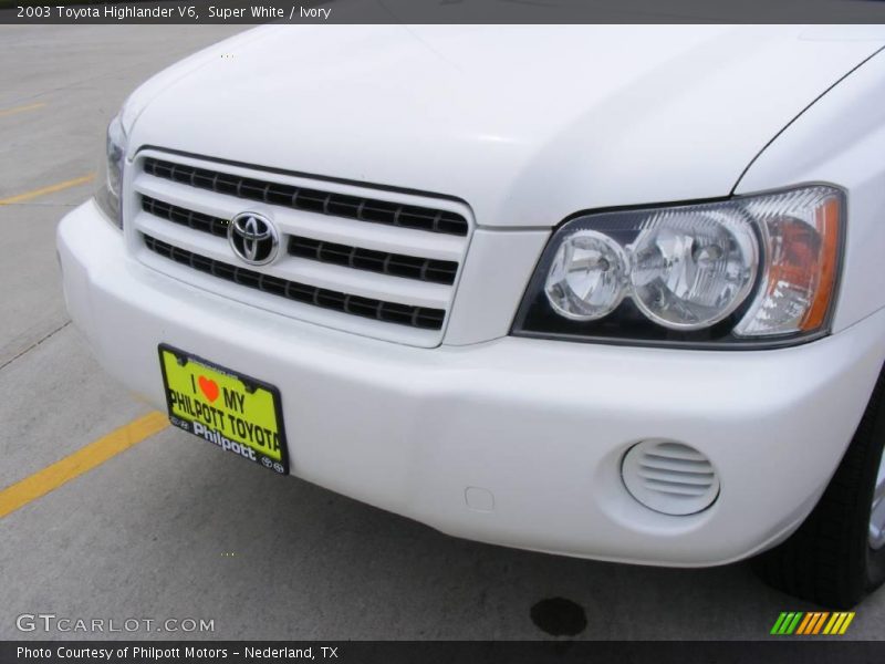 Super White / Ivory 2003 Toyota Highlander V6