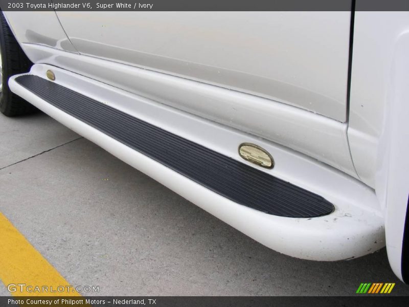 Super White / Ivory 2003 Toyota Highlander V6