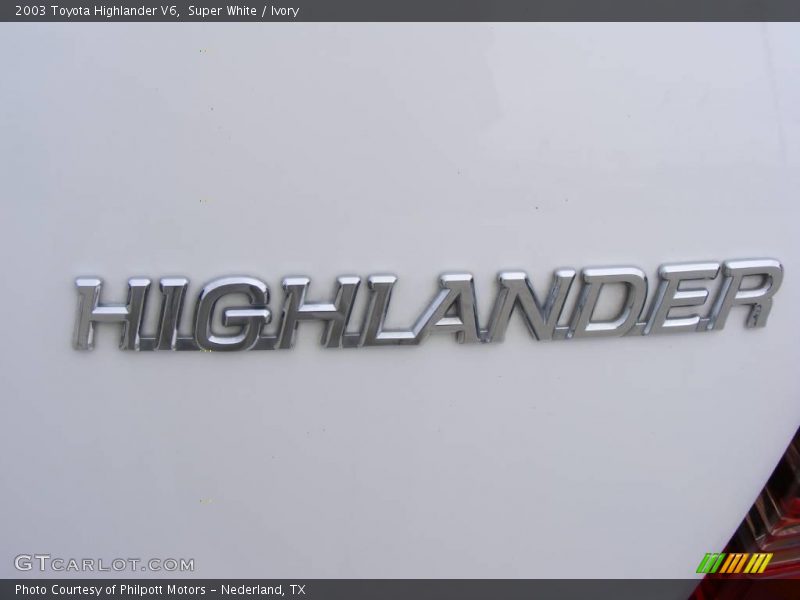 Super White / Ivory 2003 Toyota Highlander V6
