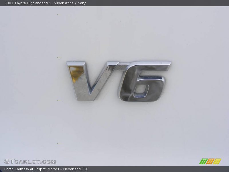 Super White / Ivory 2003 Toyota Highlander V6