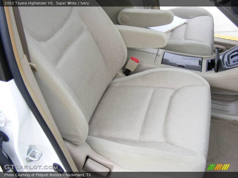 Super White / Ivory 2003 Toyota Highlander V6
