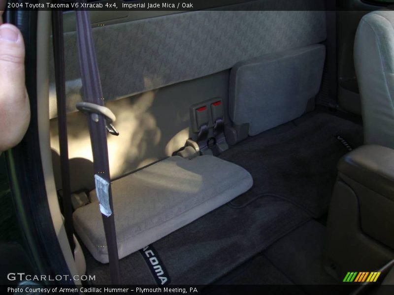 Imperial Jade Mica / Oak 2004 Toyota Tacoma V6 Xtracab 4x4
