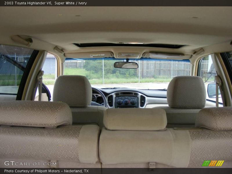 Super White / Ivory 2003 Toyota Highlander V6