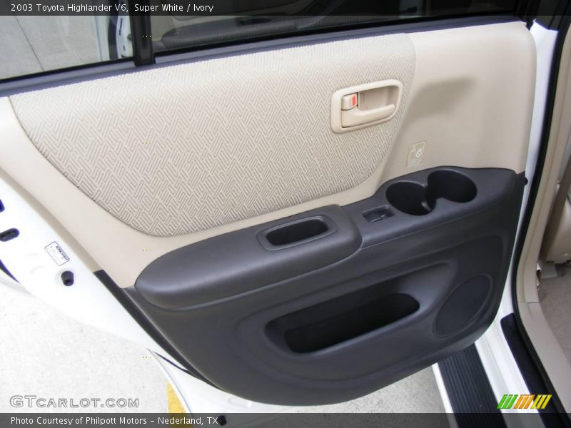 Super White / Ivory 2003 Toyota Highlander V6
