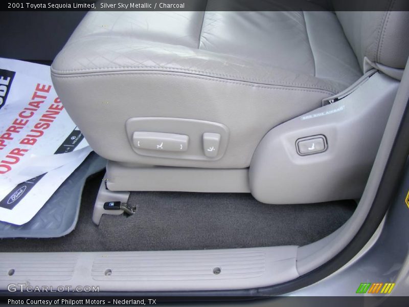 Silver Sky Metallic / Charcoal 2001 Toyota Sequoia Limited
