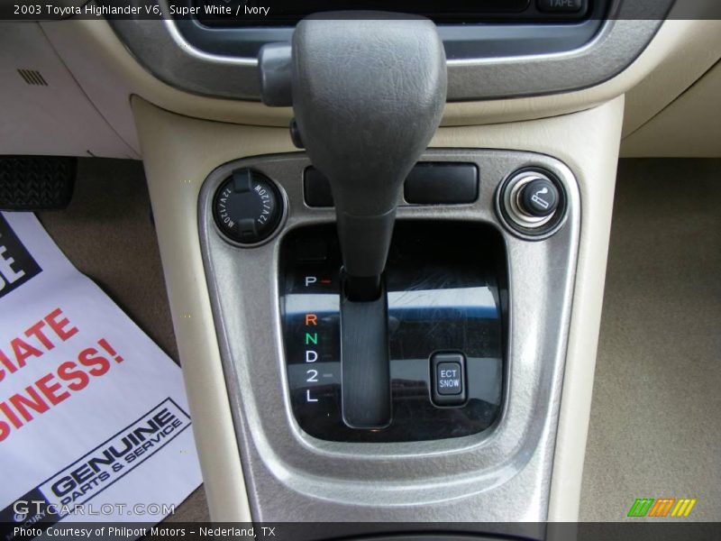 Super White / Ivory 2003 Toyota Highlander V6