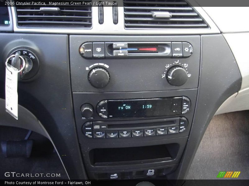 Magnesium Green Pearl / Light Taupe 2006 Chrysler Pacifica