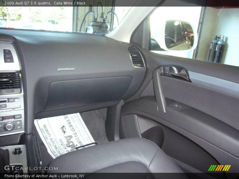 Calla White / Black 2009 Audi Q7 3.6 quattro