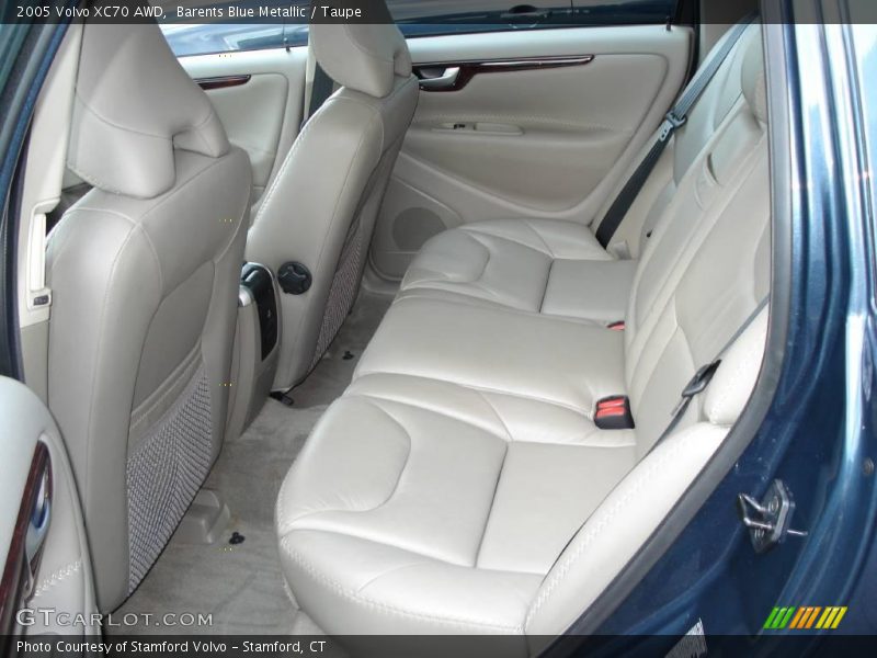 Barents Blue Metallic / Taupe 2005 Volvo XC70 AWD