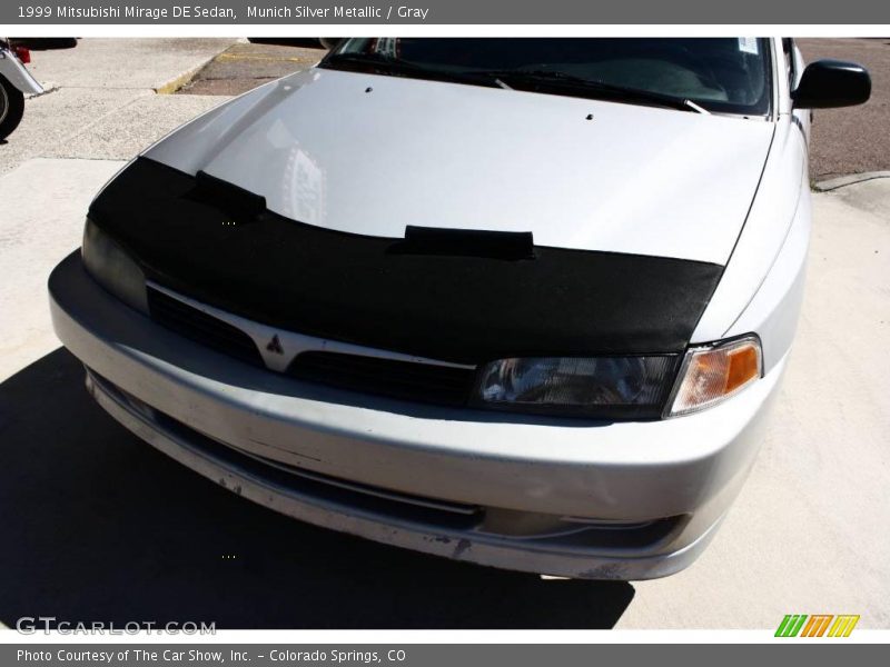 Munich Silver Metallic / Gray 1999 Mitsubishi Mirage DE Sedan