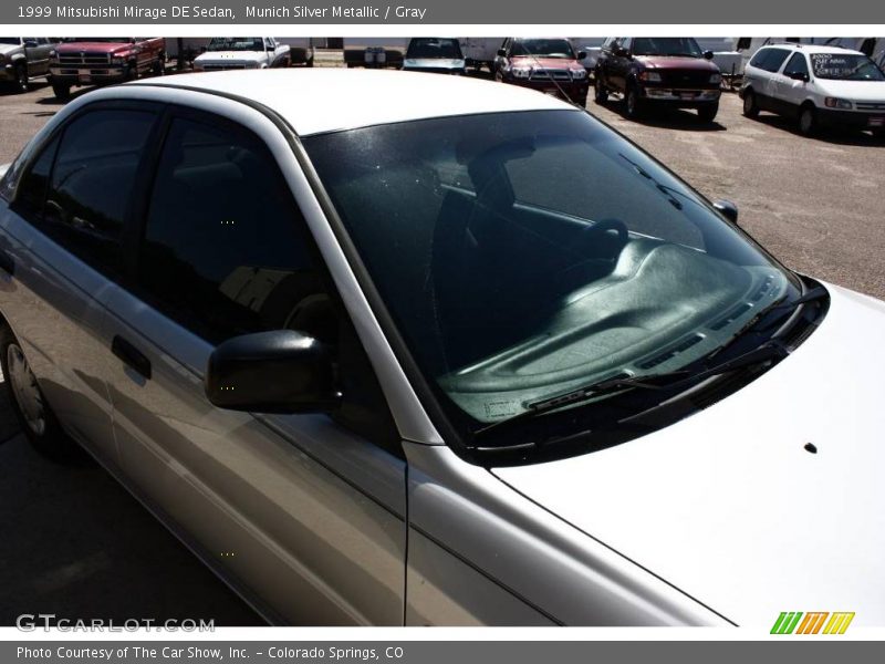 Munich Silver Metallic / Gray 1999 Mitsubishi Mirage DE Sedan
