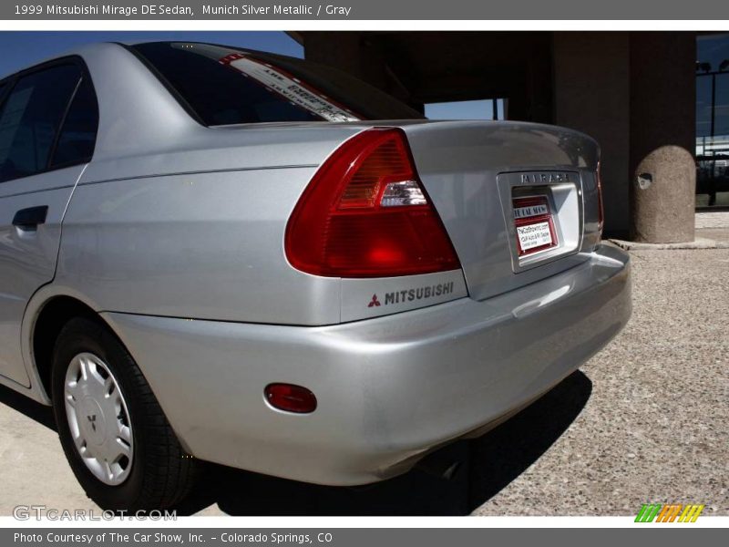 Munich Silver Metallic / Gray 1999 Mitsubishi Mirage DE Sedan