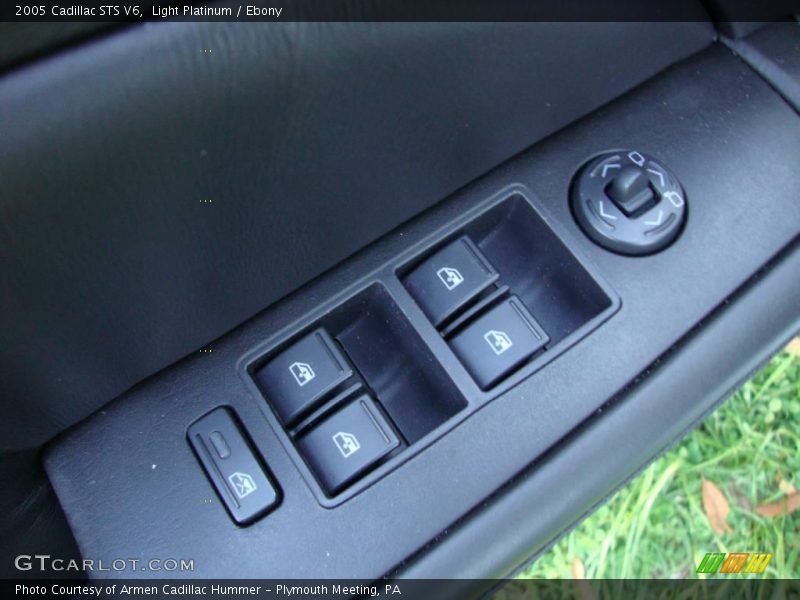 Light Platinum / Ebony 2005 Cadillac STS V6
