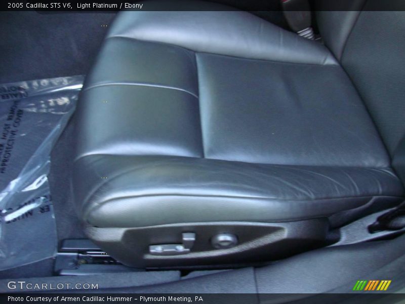 Light Platinum / Ebony 2005 Cadillac STS V6