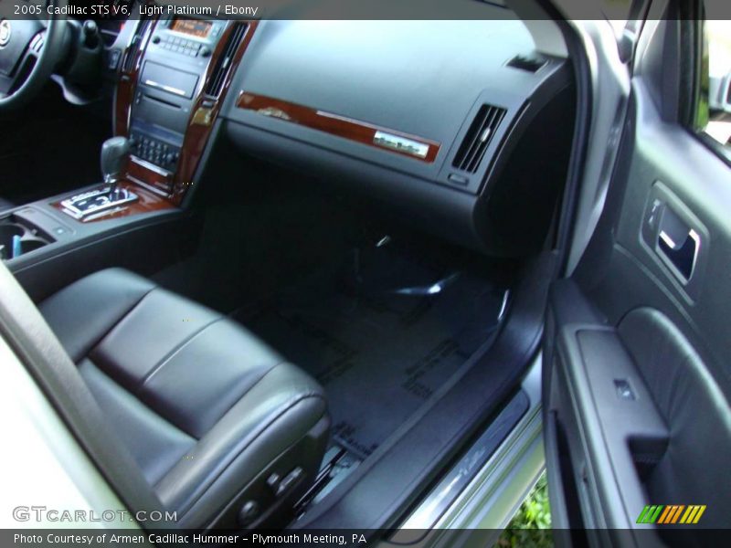 Light Platinum / Ebony 2005 Cadillac STS V6
