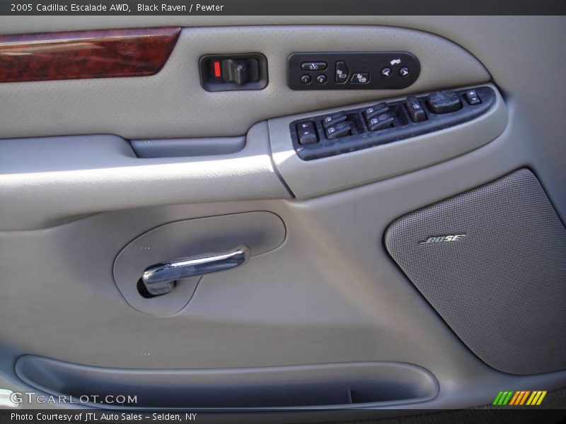 Black Raven / Pewter 2005 Cadillac Escalade AWD