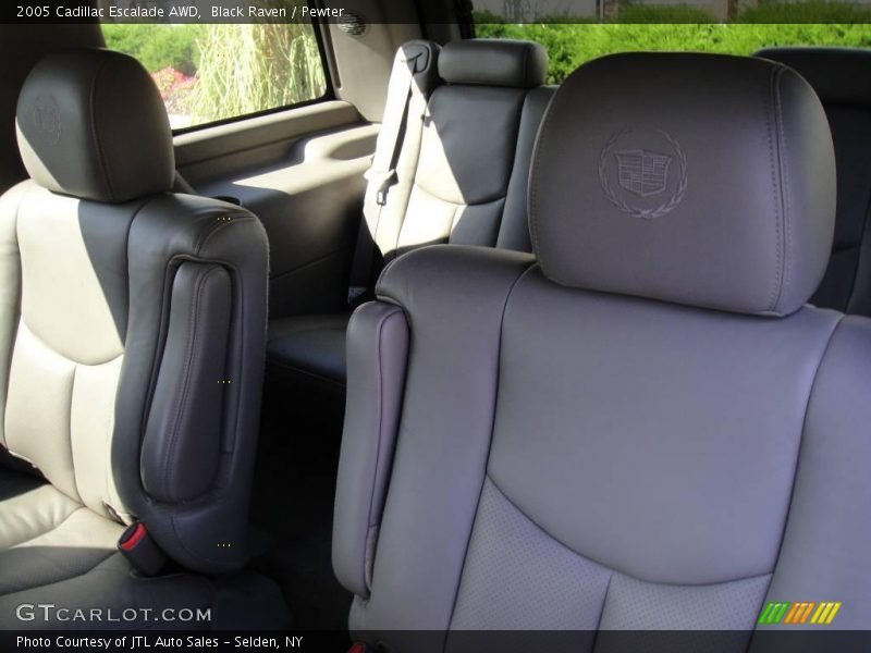 Black Raven / Pewter 2005 Cadillac Escalade AWD