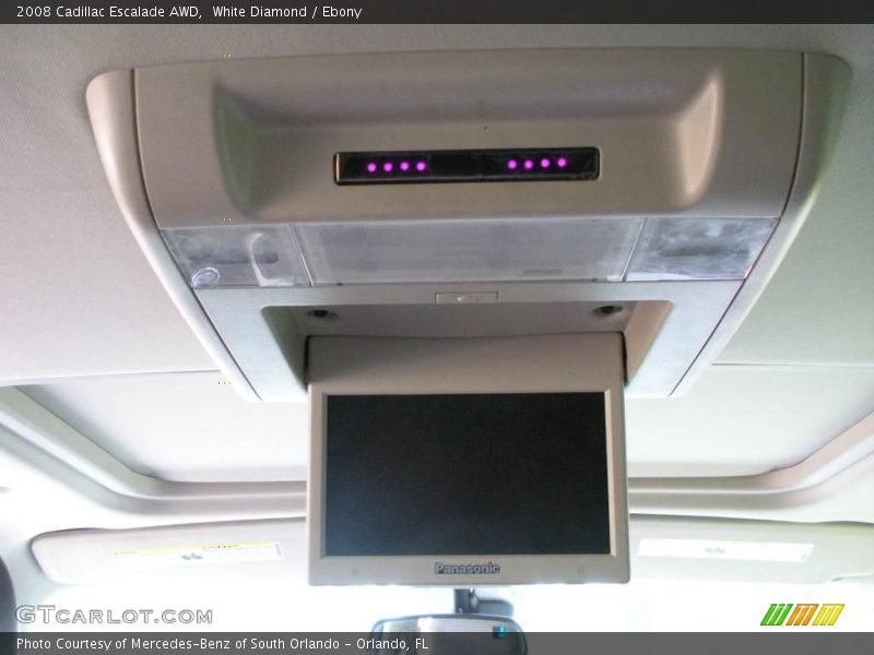 White Diamond / Ebony 2008 Cadillac Escalade AWD