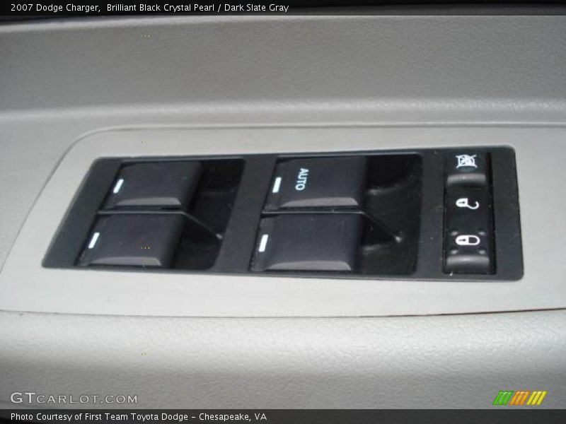 Brilliant Black Crystal Pearl / Dark Slate Gray 2007 Dodge Charger