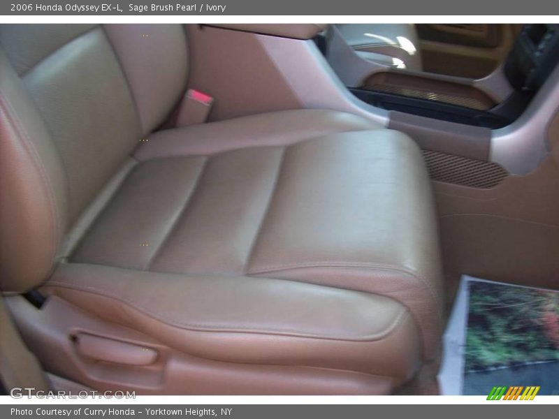 Sage Brush Pearl / Ivory 2006 Honda Odyssey EX-L