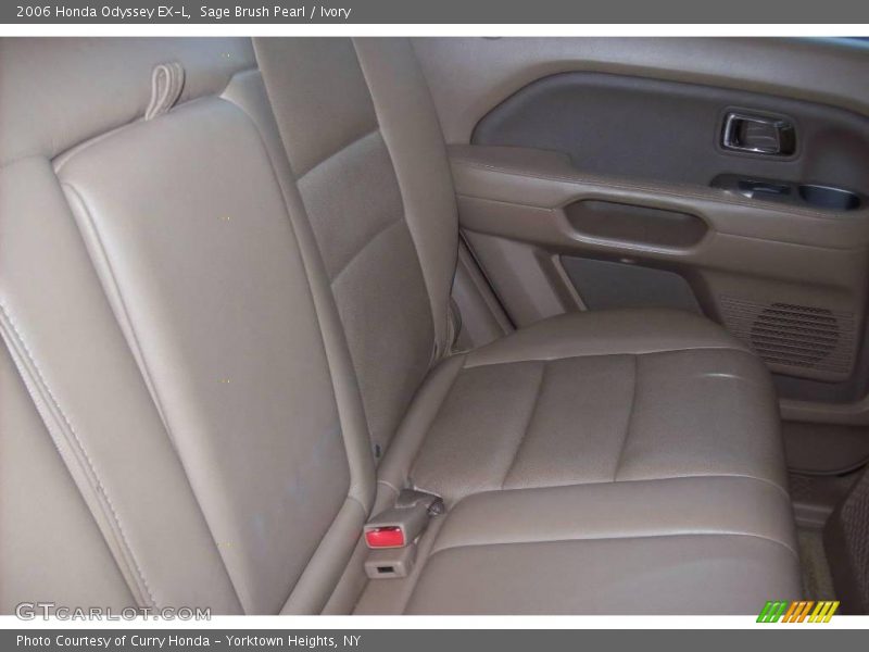 Sage Brush Pearl / Ivory 2006 Honda Odyssey EX-L