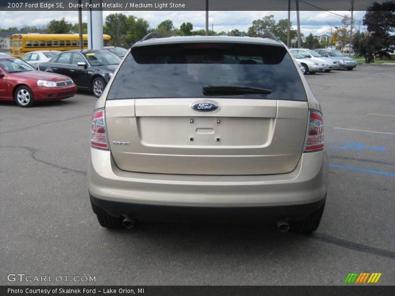Dune Pearl Metallic / Medium Light Stone 2007 Ford Edge SE