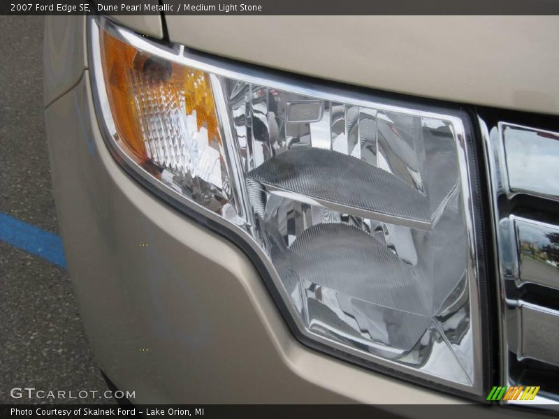 Dune Pearl Metallic / Medium Light Stone 2007 Ford Edge SE