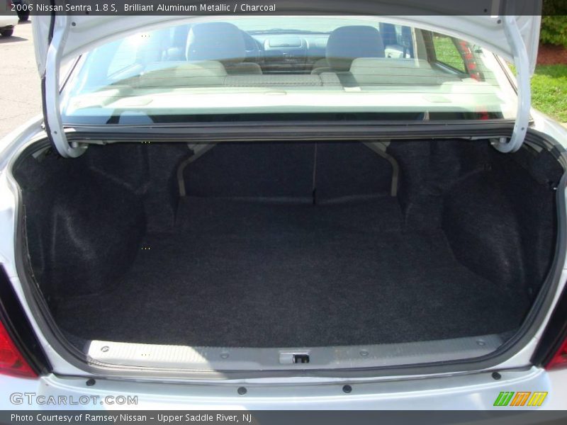 Brilliant Aluminum Metallic / Charcoal 2006 Nissan Sentra 1.8 S