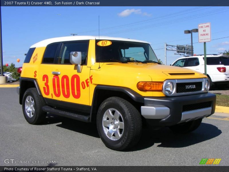 Sun Fusion / Dark Charcoal 2007 Toyota FJ Cruiser 4WD