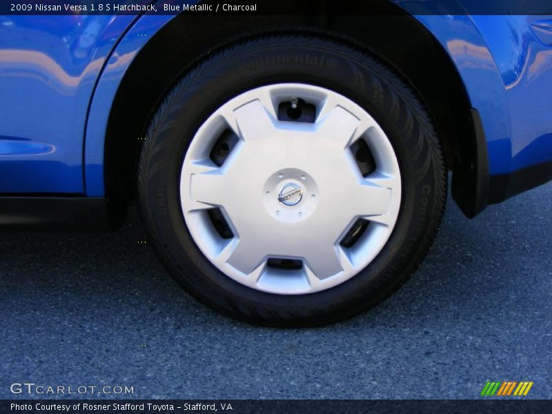 Blue Metallic / Charcoal 2009 Nissan Versa 1.8 S Hatchback