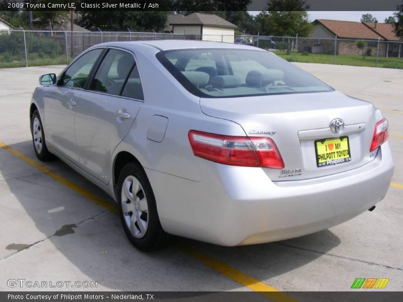 Classic Silver Metallic / Ash 2009 Toyota Camry LE