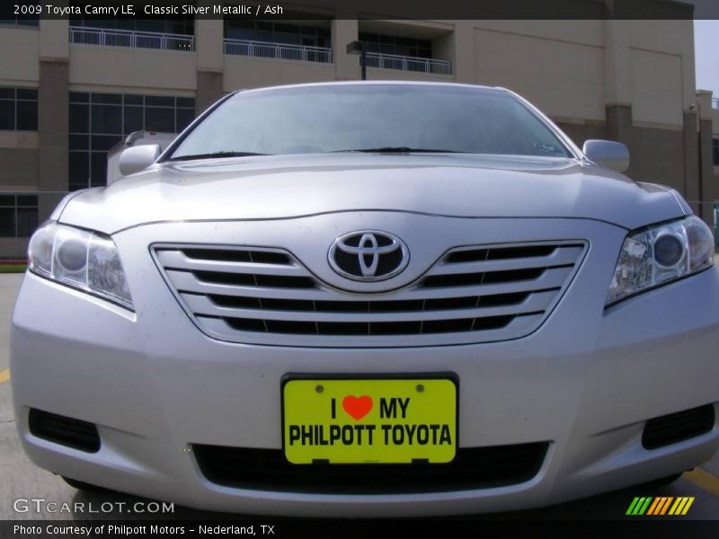 Classic Silver Metallic / Ash 2009 Toyota Camry LE