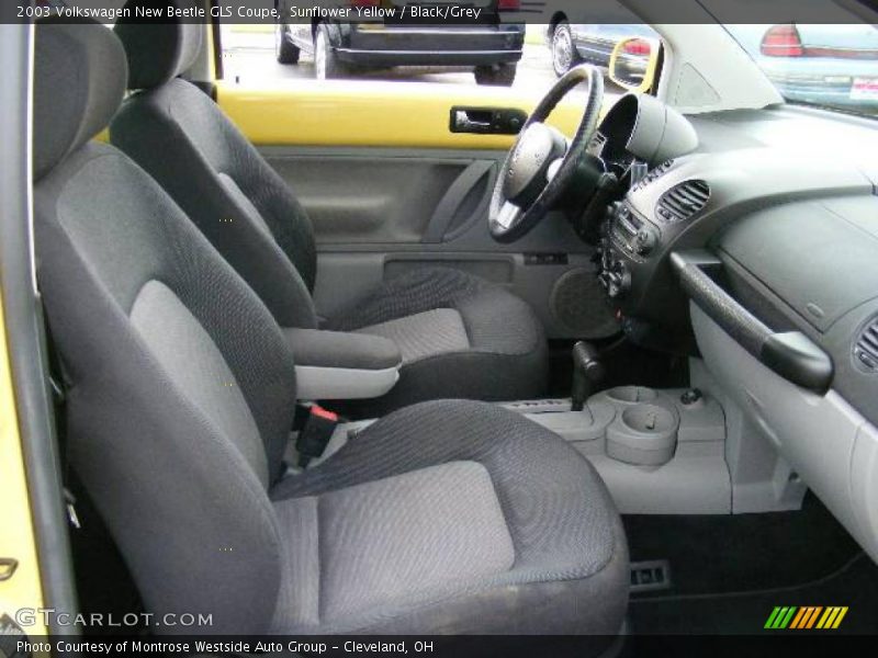 Sunflower Yellow / Black/Grey 2003 Volkswagen New Beetle GLS Coupe