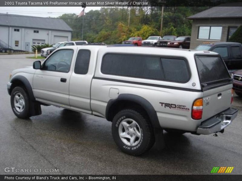 Lunar Mist Silver Metallic / Charcoal 2001 Toyota Tacoma V6 PreRunner Xtracab