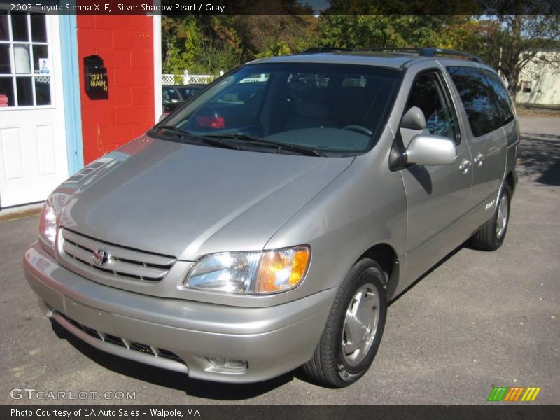 Silver Shadow Pearl / Gray 2003 Toyota Sienna XLE