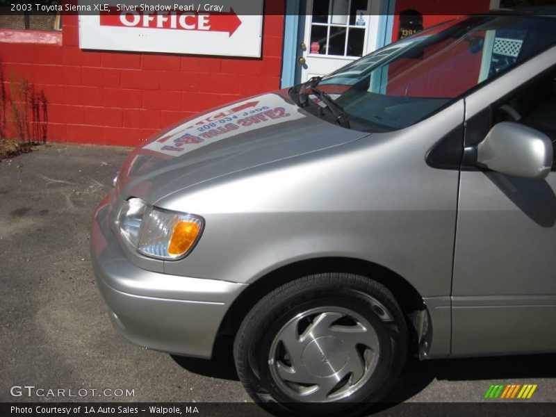 Silver Shadow Pearl / Gray 2003 Toyota Sienna XLE