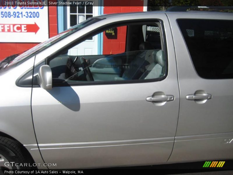 Silver Shadow Pearl / Gray 2003 Toyota Sienna XLE