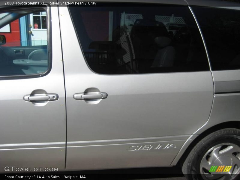 Silver Shadow Pearl / Gray 2003 Toyota Sienna XLE