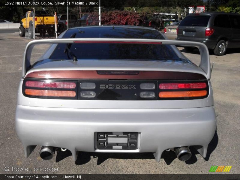 Silver Ice Metallic / Black 1992 Nissan 300ZX Coupe