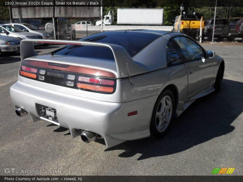 Silver Ice Metallic / Black 1992 Nissan 300ZX Coupe