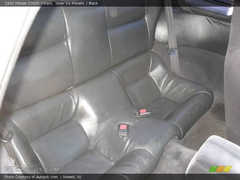 Silver Ice Metallic / Black 1992 Nissan 300ZX Coupe