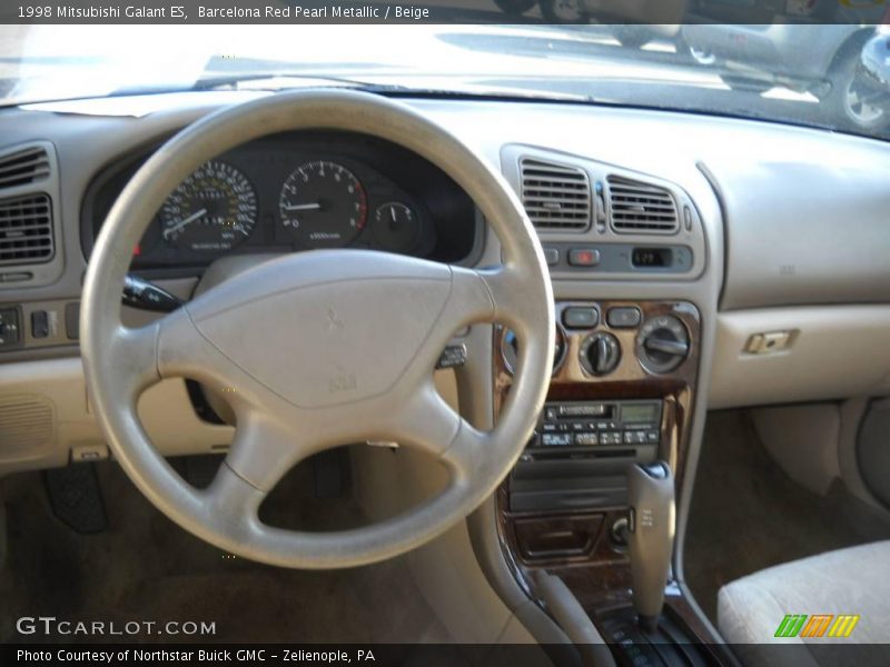 Barcelona Red Pearl Metallic / Beige 1998 Mitsubishi Galant ES