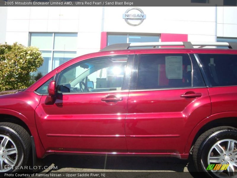 Ultra Red Pearl / Sand Blast Beige 2005 Mitsubishi Endeavor Limited AWD