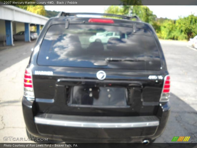 Black / Pebble 2007 Mercury Mariner Luxury 4WD